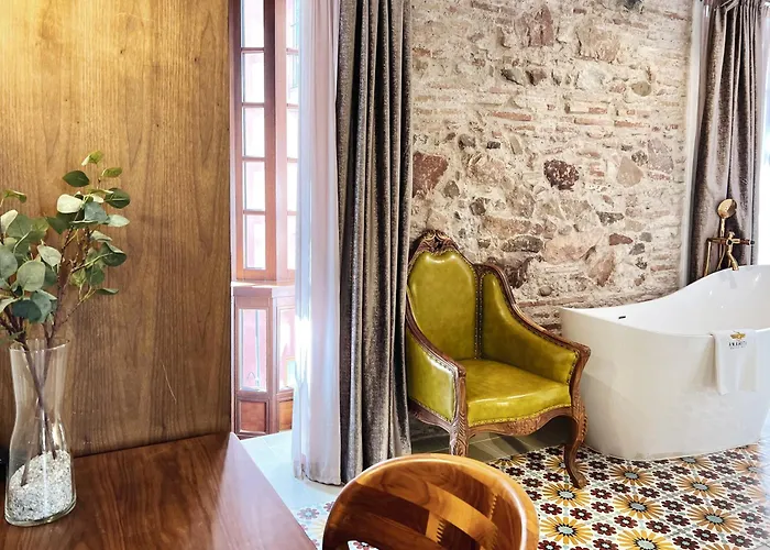 Otel Anahita Boutique